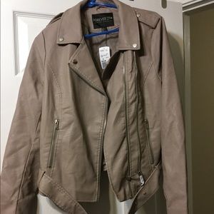 1x tan leather jacket forever 21